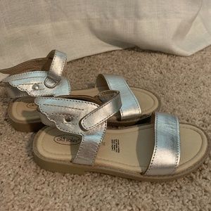 OLD SOLES GIRL'S SILVER FLYING LEATHER SANDALS